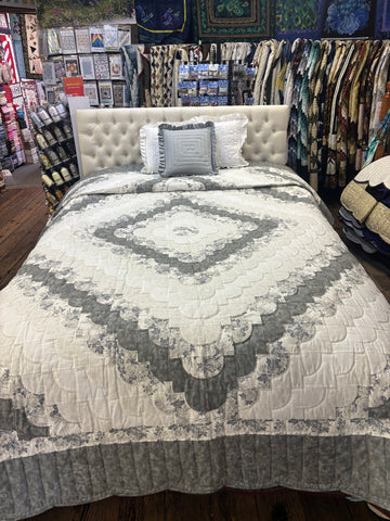 Ocean Wave Queen Quilt