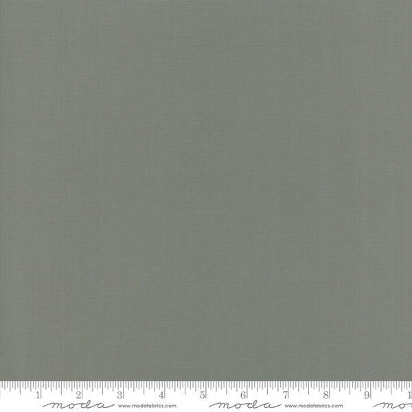 Bella Solids Dovetail 9900 322 1/2 yard